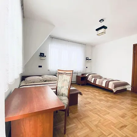 Semesterbostad Dom Letycja Biały Dunajec